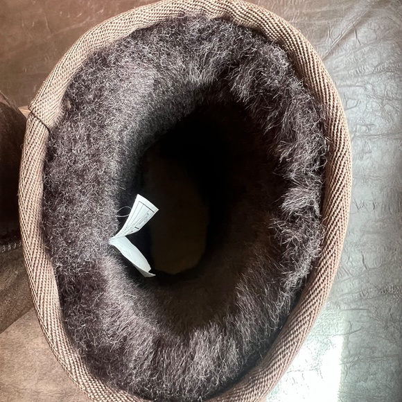 UGG Women's Classic Short II   Size  5  (EXCELLENT CONDITION) Burnt Cedar - Picture 10 of 12